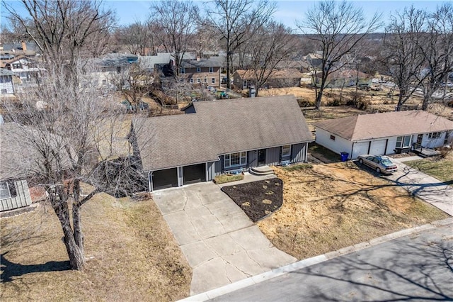 aerial view featuring a residential view