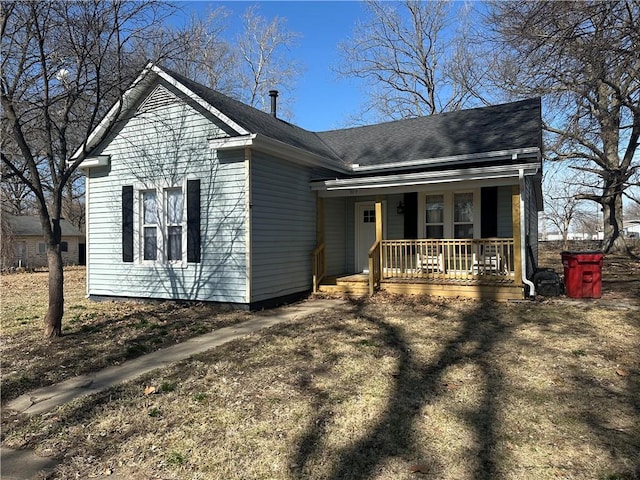 view of front of property with a porch