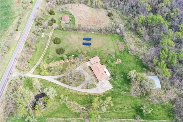 24722 Tonganoxie Dr, Leavenworth, KS 66048 - drone / aerial view