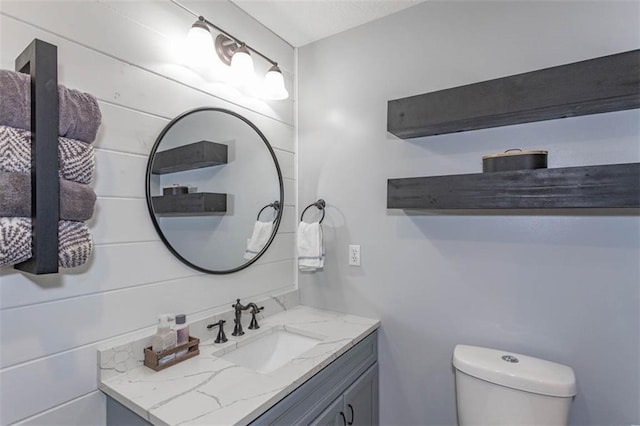 5990 Z Hwy, Edgerton, MO 64444 - half bathroom featuring vanity and toilet