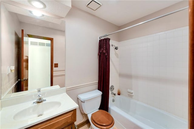 3824 SW Windemere Dr, Lees Summit, MO 64082 - bathroom featuring shower / bath combo, vanity, and toilet