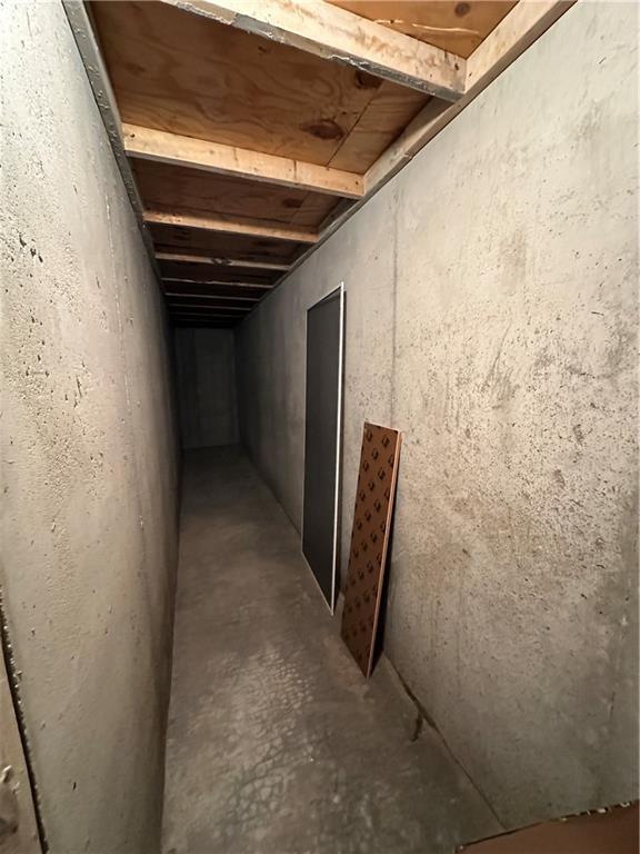 view of unfinished basement