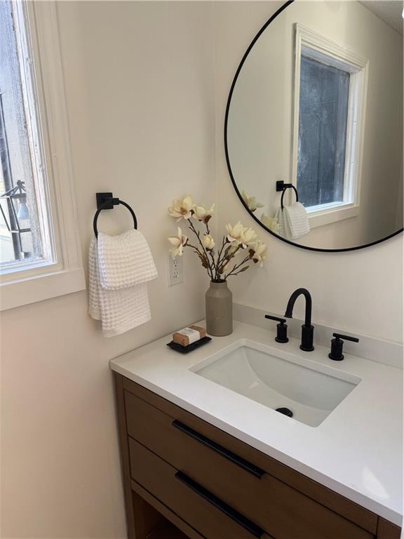 bathroom with vanity