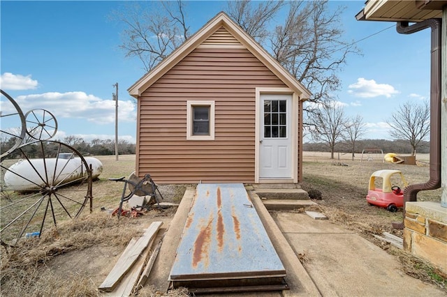 view of outbuilding featuring an outbuilding