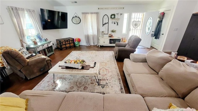 1147 Fern Rd, Fort Scott, KS 66701 - living area featuring wood finished floors