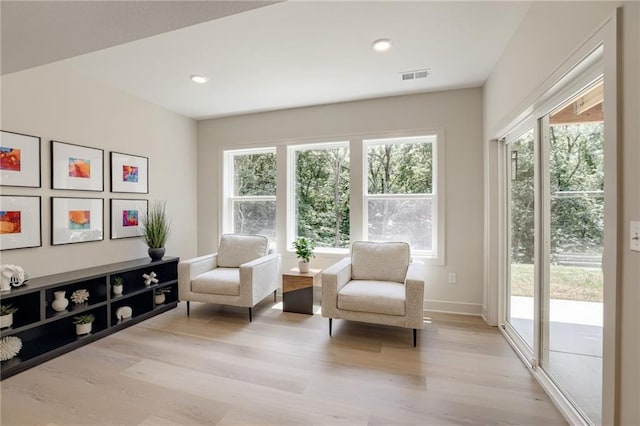 12435 NW Arbor Way, Platte City, MO 64079 - sitting room featuring light wood-type flooring and recessed lighting