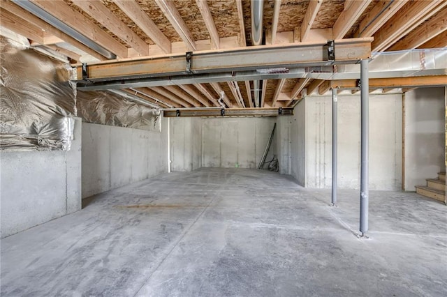 12455 N Arbor Way, Platte City, MO 64079 - unfinished below grade area featuring stairway