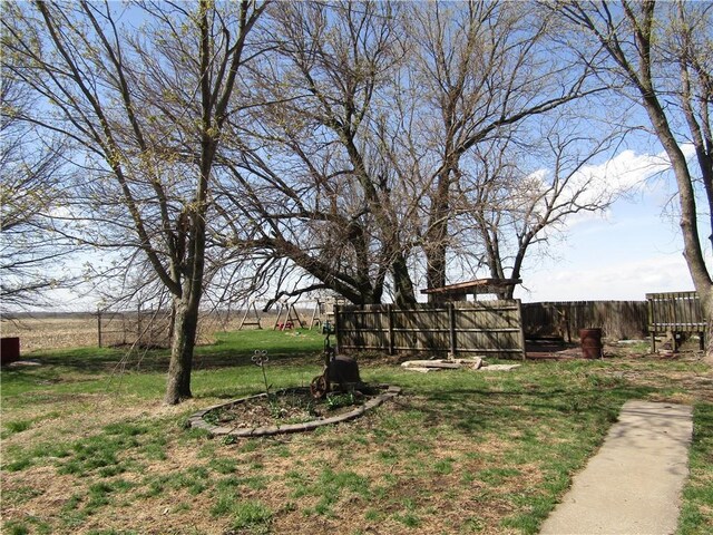 view of yard with fence