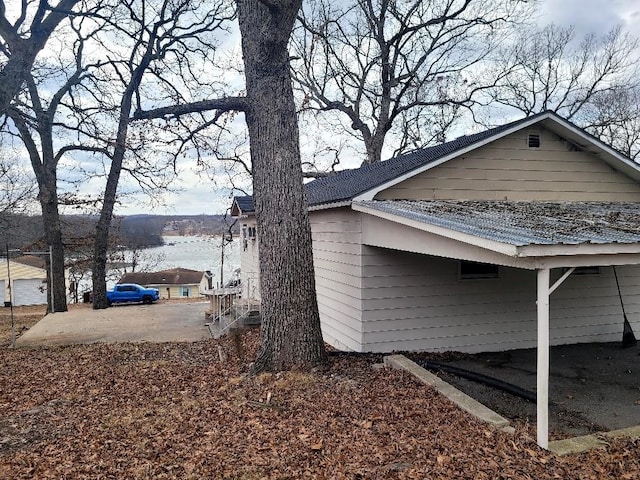 view of home's exterior