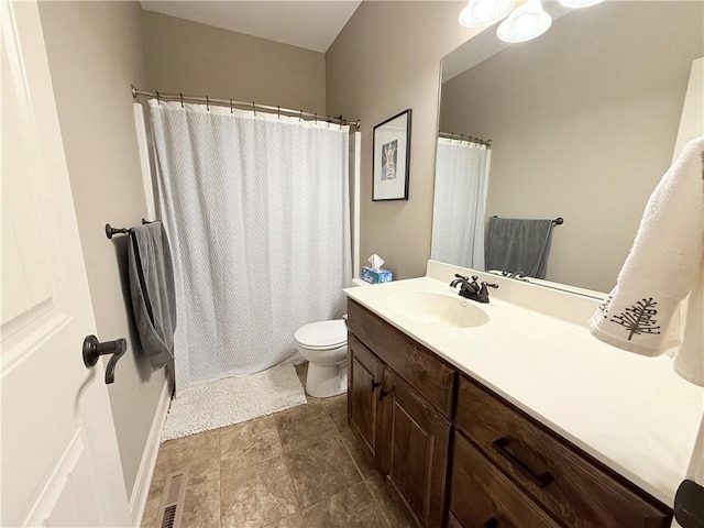 full bath with visible vents, toilet, curtained shower, and vanity