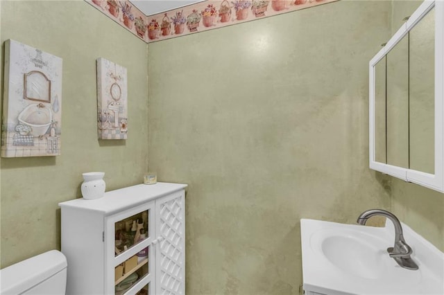 756 NW S Shore Dr, Lake Waukomis, MO 64151 - bathroom featuring toilet and vanity