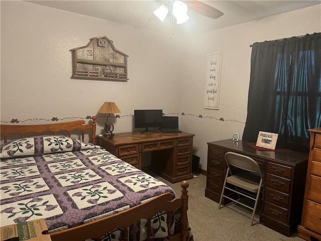 bedroom featuring carpet flooring and a ceiling fan