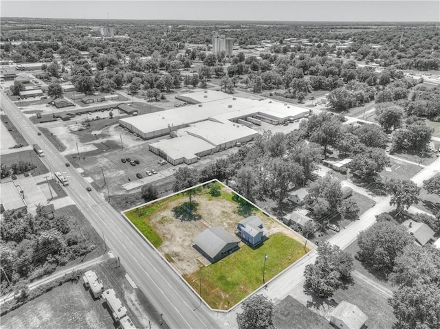 511 N E Ave, Columbus, KS 66725 - aerial overview of property's location featuring property parcel outlined