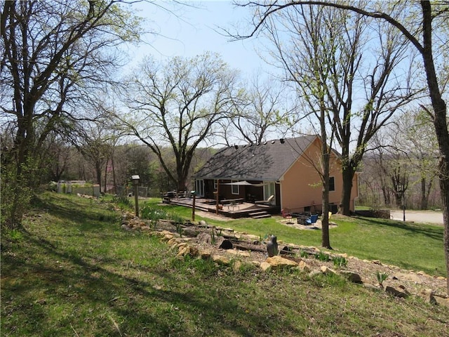 24243 Sandusky Rd, Tonganoxie, KS 66086 - view of grassy yard
