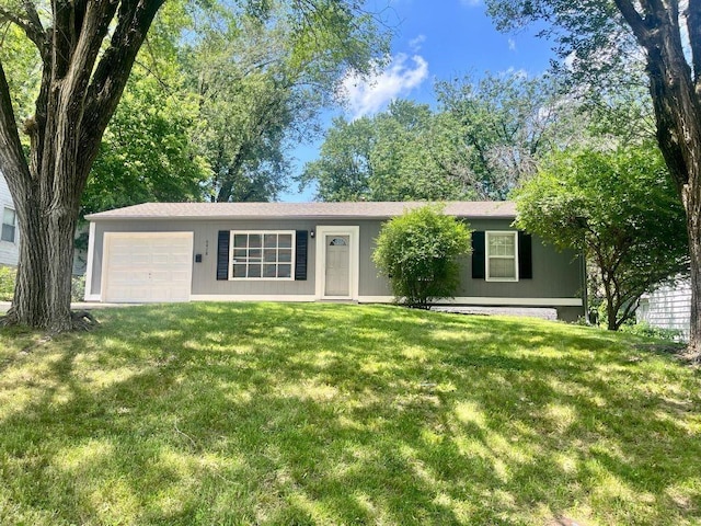 6418 E 150th St, Grandview, MO 64030 - photo 1