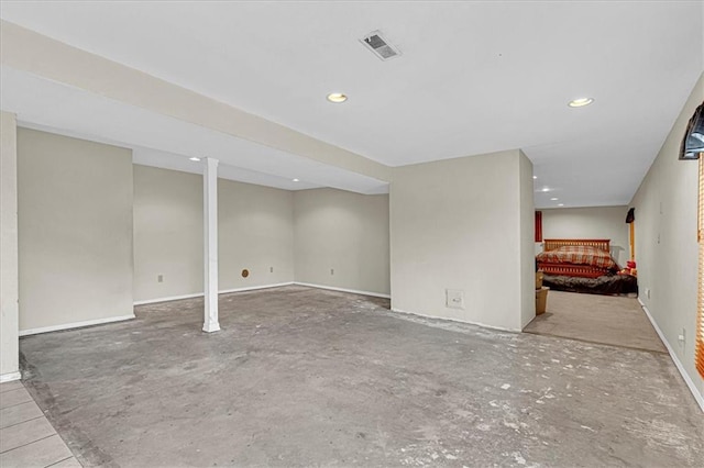 interior space featuring baseboards, visible vents, and recessed lighting