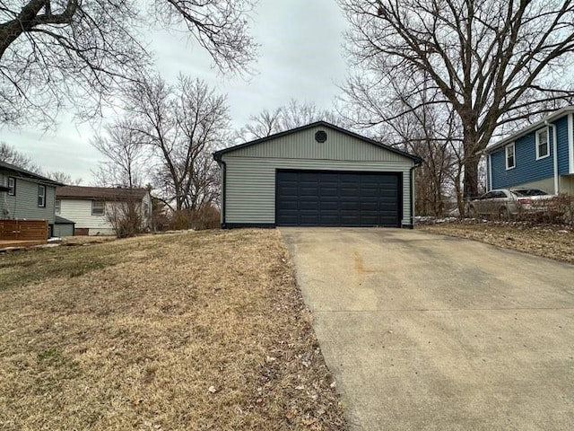 view of detached garage