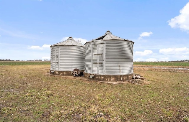 view of outdoor structure