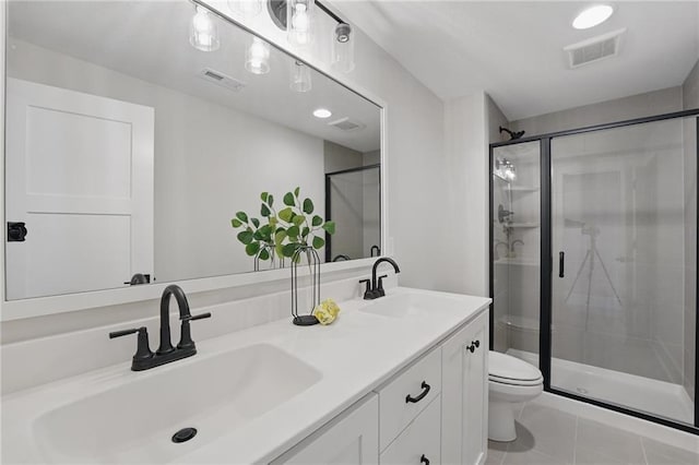 1510 NW 106th Ter, Kansas City, MO 64155 - full bathroom with visible vents, a sink, and toilet