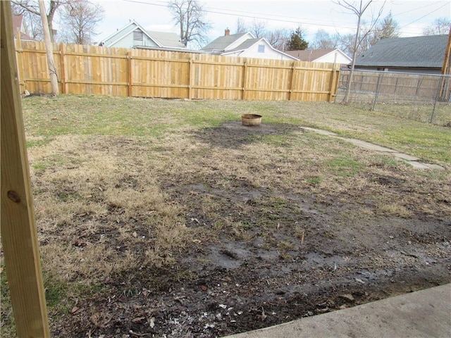 view of yard featuring a fenced backyard