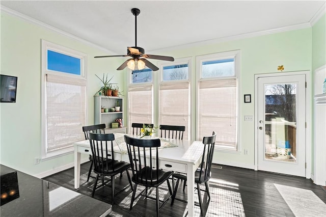 sunroom with a ceiling fan