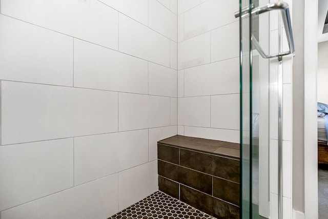 full bathroom featuring a stall shower