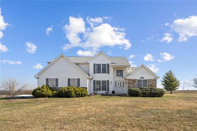 traditional home with a front lawn