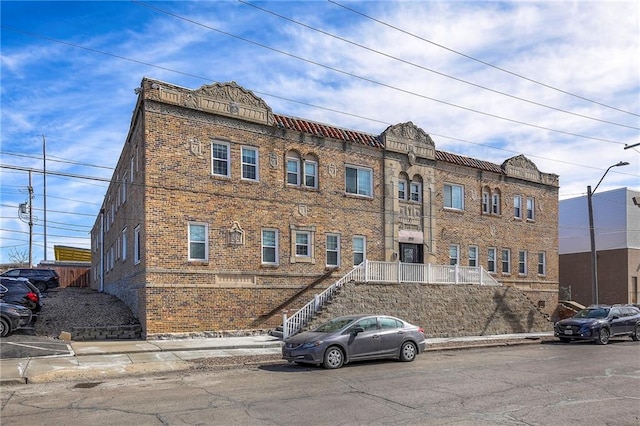 view of building exterior