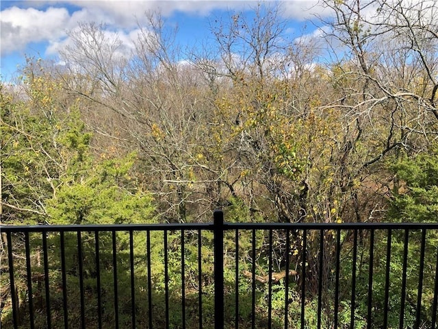 17147 S Heatherwood St, Olathe, KS 66062 - view of balcony