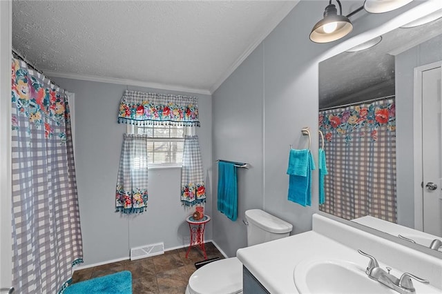 full bath with visible vents, toilet, ornamental molding, and a textured ceiling