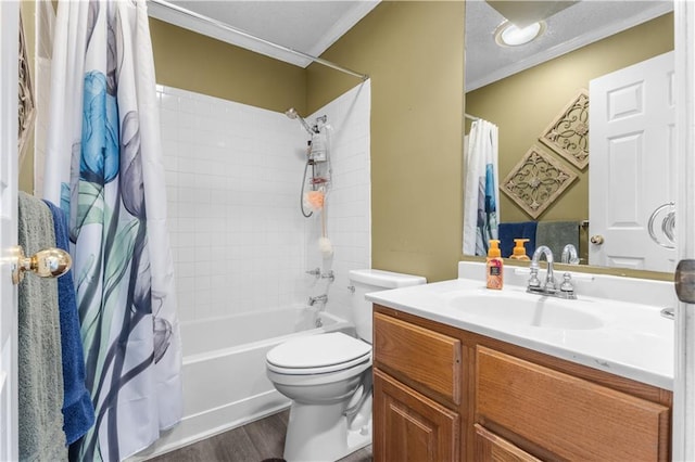 full bathroom featuring shower / bathtub combination with curtain, toilet, ornamental molding, wood finished floors, and vanity