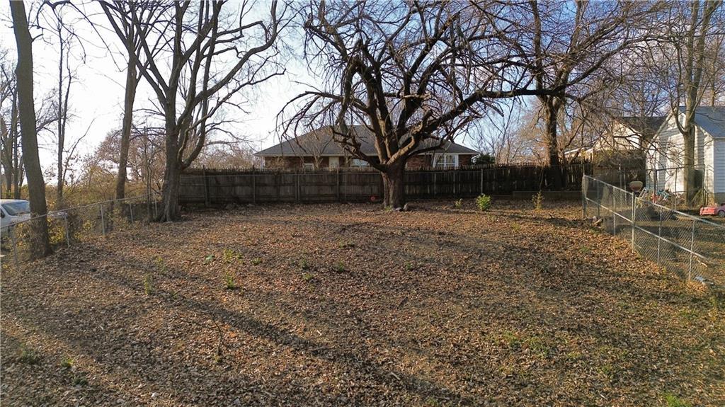 410 S Forest St, Independence, MO 64054