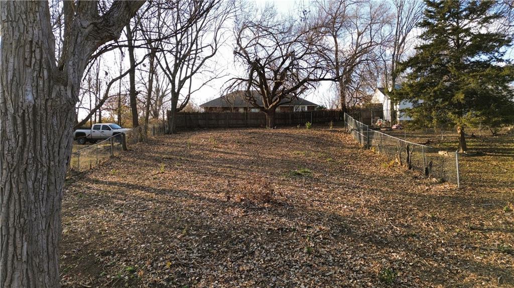 410 S Forest St, Independence, MO 64054