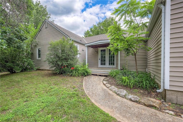 5200 NW Valley View Rd, Blue Springs, MO 64015 - view of side of home with a lawn