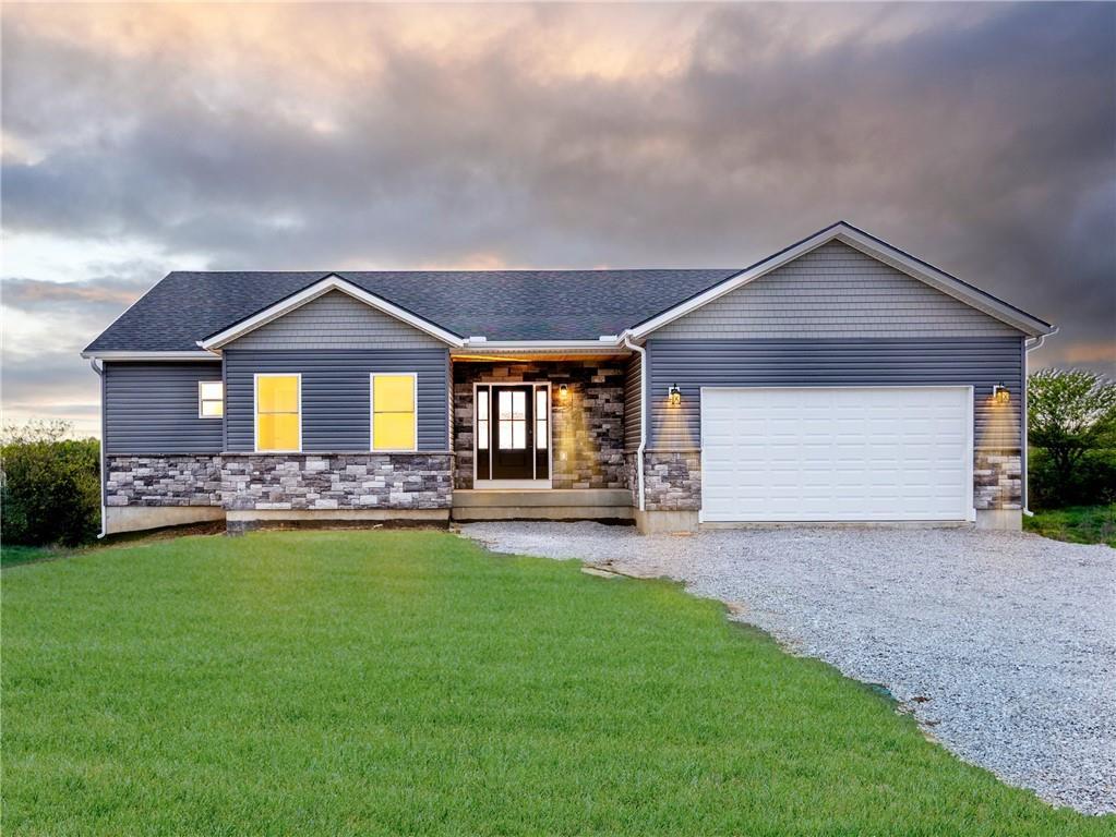 310 SW 11th Rd, Warrensburg, MO 64093 - photo 1