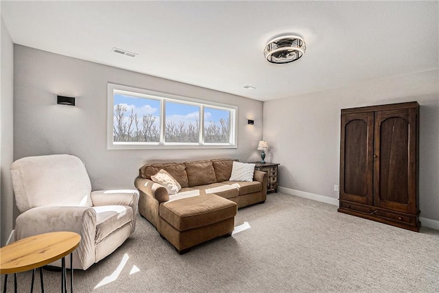 21143 W 189th Ct, Spring Hill, KS 66083 - living area with light carpet and baseboards