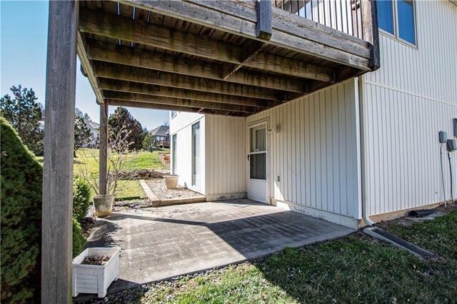 22513 E 33rd St S, Blue Springs, MO 64015 - view of patio with a carport