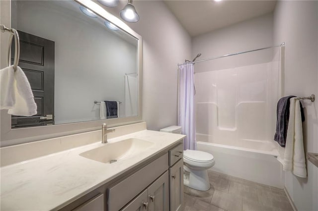 bathroom with toilet, vanity, and shower / bathtub combination with curtain