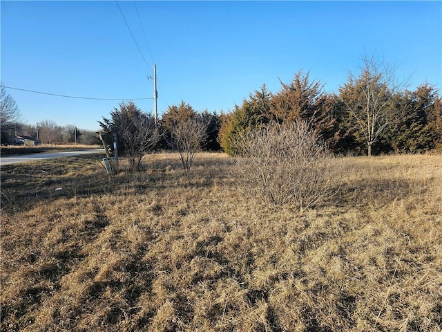 Listing photo 2 for 18 Rose Marie Dr, Linn Valley KS 66040