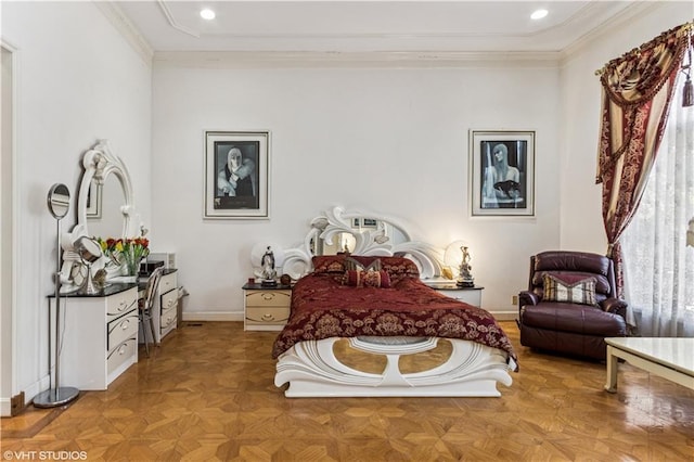 bedroom featuring recessed lighting, baseboards, and crown molding