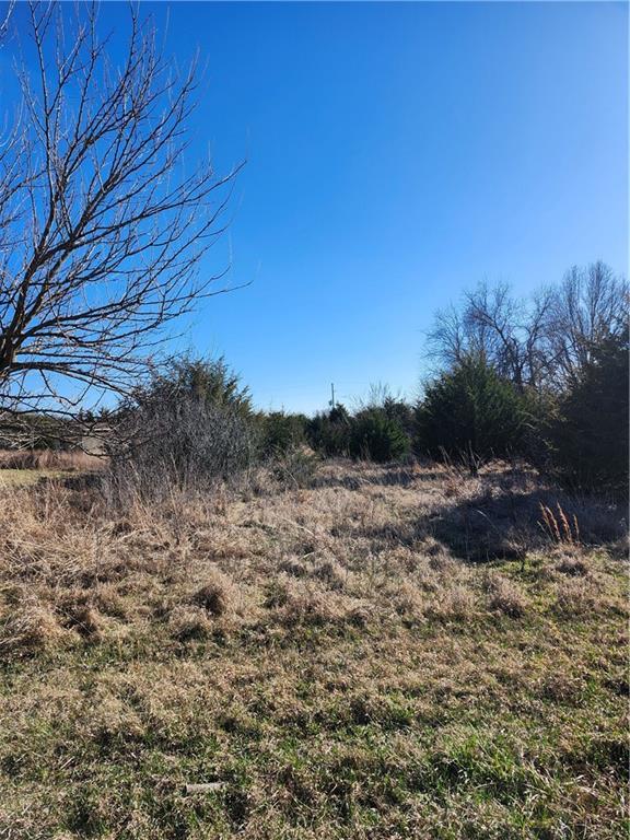 18 Nebraska Dr, Linn Valley, KS 66040 - photo 2