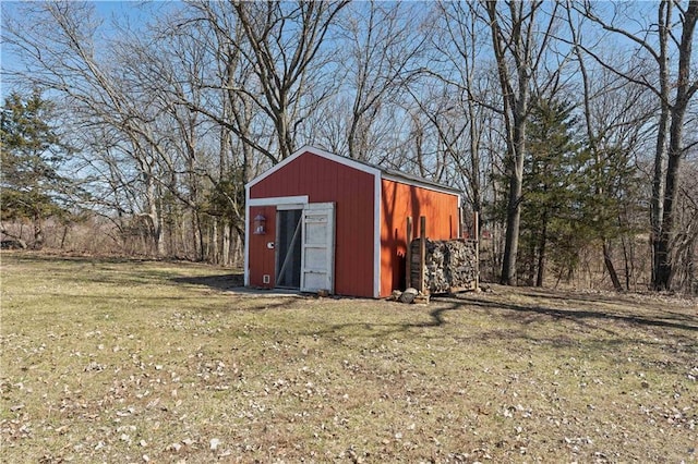 view of outdoor structure featuring an outdoor structure