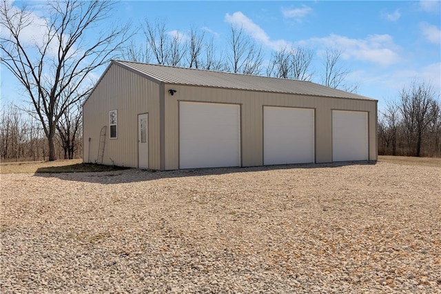 view of detached garage