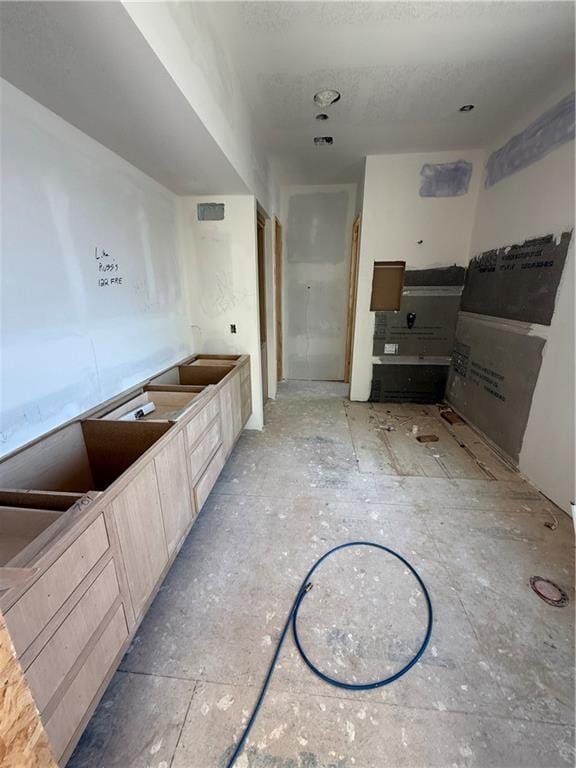7410 NW Pampas Ln, Parkville, MO 64152 - view of bathroom