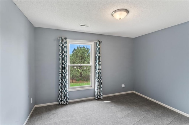 24987 W 150th Ct, Olathe, KS 66061 - carpeted empty room featuring baseboards, visible vents, and a textured ceiling