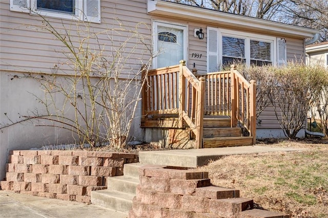 view of property entrance