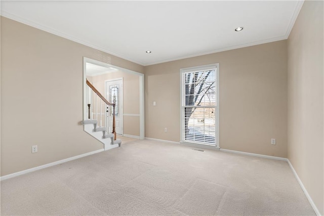 unfurnished room featuring recessed lighting, baseboards, and ornamental molding