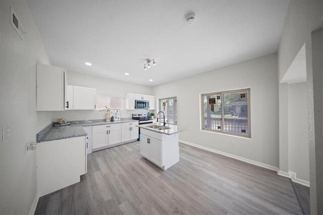 928 Tenny Ave, Kansas City, KS 66101 - photo 35
