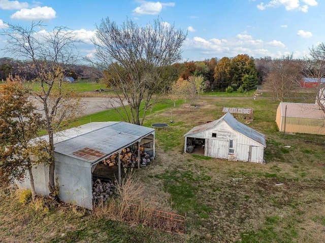 exterior space featuring an outbuilding and an outdoor structure