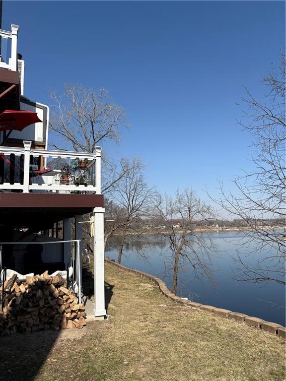 234 NE Bayview Dr, Lees Summit, MO 64064 - photo 5